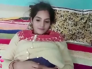 Super down in the mouth desi body of men fucked in tourist house by YouTube blogger, Indian desi girl was fucked her boyfriend